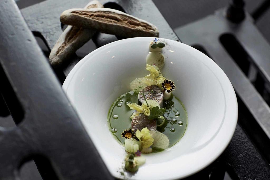 Het Arresthuis Roermond Exterior photo A dish at Noma